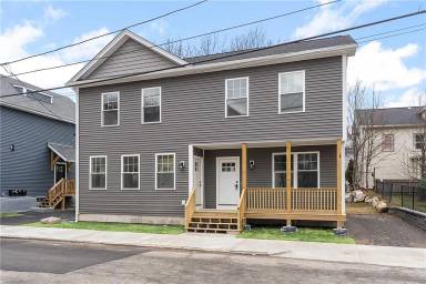 Main picture of 56 Diamond St