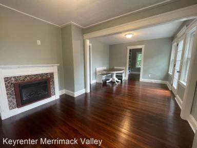 Main picture of 13 N Main St