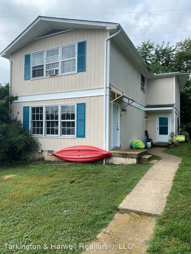 Main picture of 2312 Oak Ct