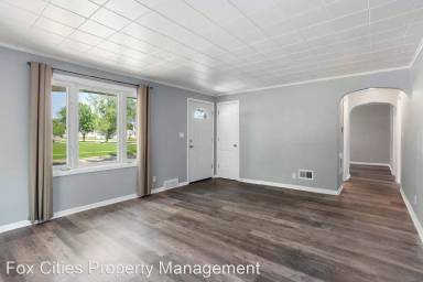 Main picture of 243 Edgewater Dr