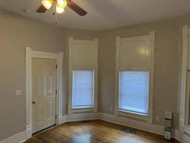 Main picture of 2237 N Missouri Ave
