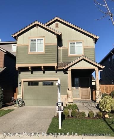 Main picture of 3953 SE Lone Oak St