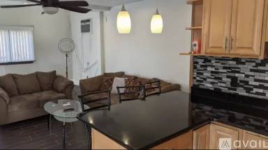 Main picture of 734 Maple Ln