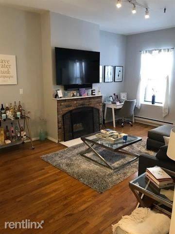 Main picture of 232 Hudson St