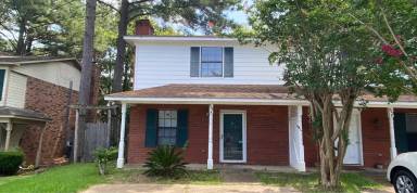 Main picture of 711 Bay Park Dr