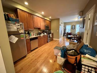 Main picture of 832 Dorchester Ave