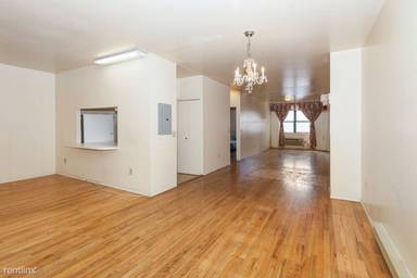 Main picture of Renaissance Towers