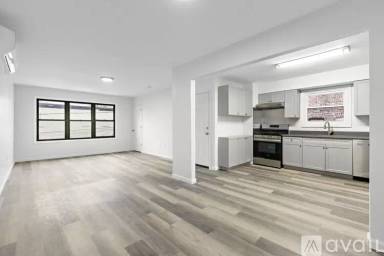 Main picture of 128 New York Ave