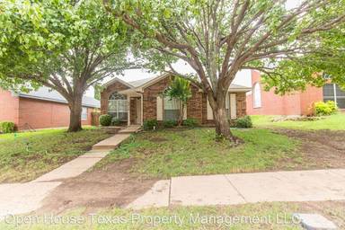 Main picture of 9912 Bordeaux Ave