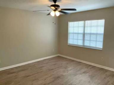 Main picture of 306 Spring Creek Ave