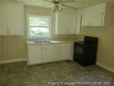 Main picture of 4449 Oakmont Cir