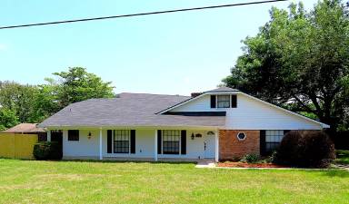 Main picture of 2811 Sande Ln