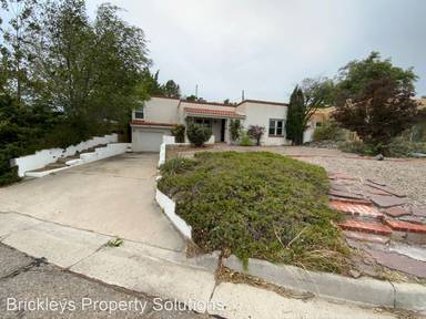 Main picture of 3808 Lead Ave SE