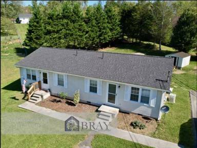 Main picture of 1142 First St