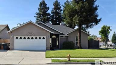 Main picture of 1170 N Petaluma St