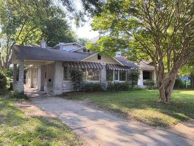 Main picture of 28 S Auburndale St