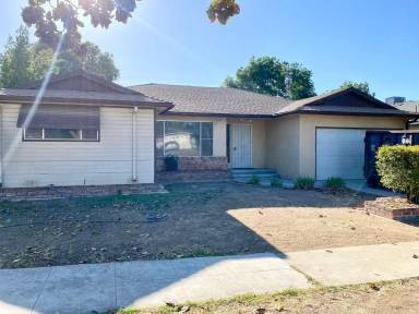 Main picture of 5680 N Angus St