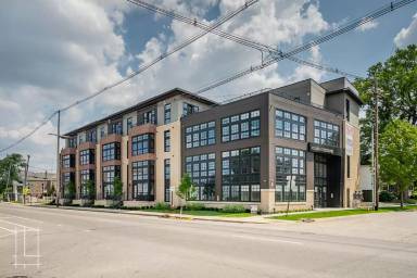 Main picture of 1112 N 4th St