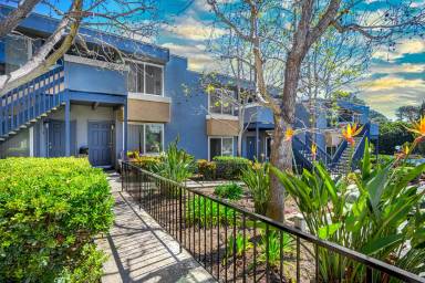 Main picture of Point Loma Bay Apartments