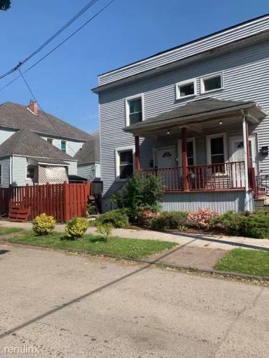 Main picture of 5817-5819 Eldred St