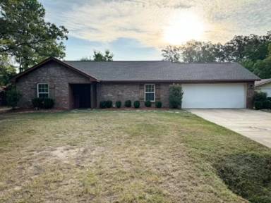 Main picture of 690 Norris Ln