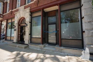 Main picture of 2047 N Hoyne Ave