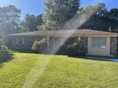 Main picture of 224 Perry Hill Rd