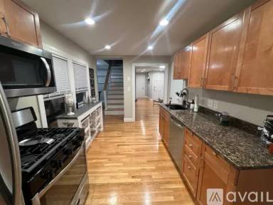 Main picture of 17 Birch St