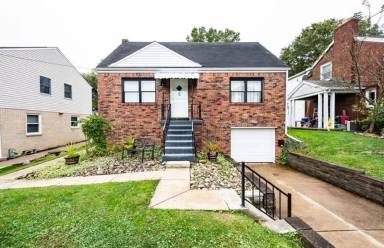 Main picture of 3230 Longwood Dr