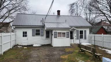 Main picture of 119 S 8th St
