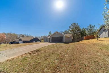 Main picture of 164 Blanc Way