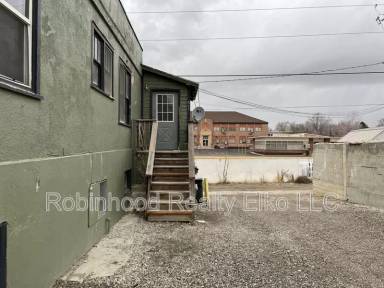 Main picture of 647 Cedar St