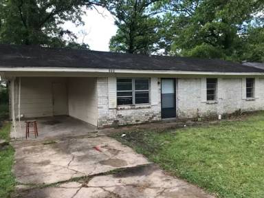 Main picture of 301 Dellwood Dr