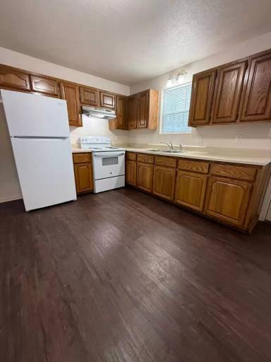 Main picture of 224 E 20th St
