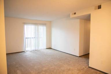 Main picture of 105 W Gold Coast Rd