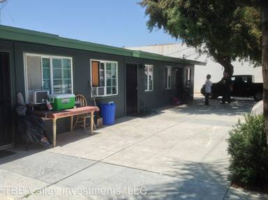 Main picture of 25809 Springbrook Ave