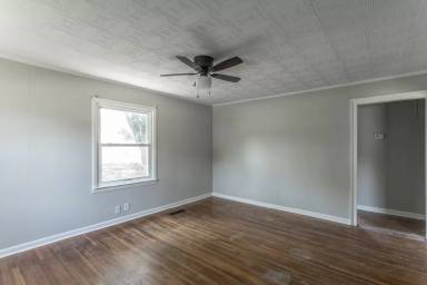 Main picture of 5501 Rosemont Dr
