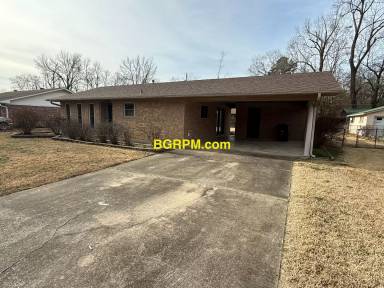 Main picture of 110 Chickasaw Pl