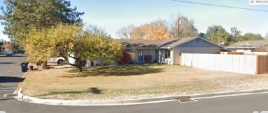 Main picture of 1513 SW Pumice Ave