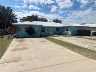 Main picture of 907 Locke St