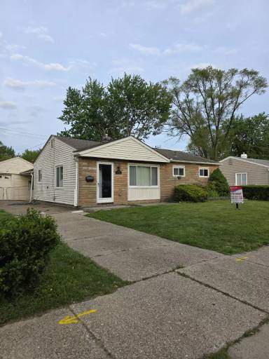 Main picture of 23548 Lauren Ave