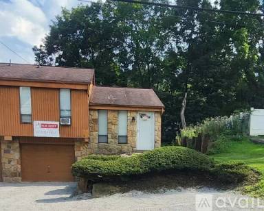 Main picture of 3950 Mount Royal Blvd