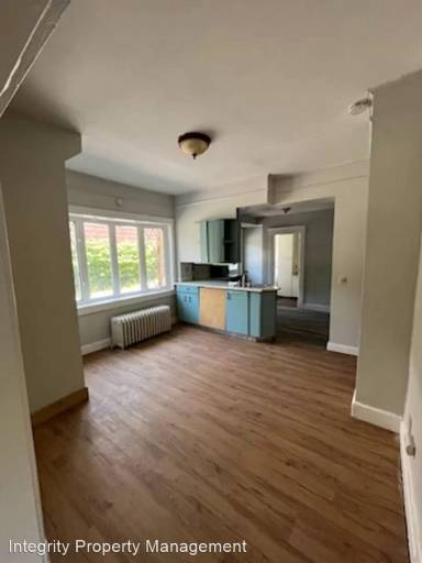 Main picture of 565 Summit Ave