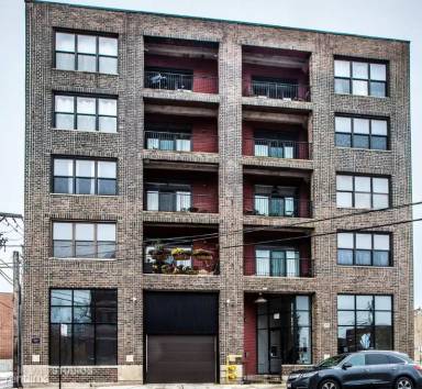 Main picture of 809 E 40th St
