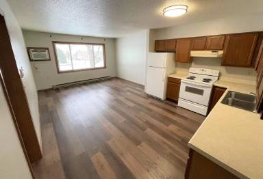 Main picture of 213 E 13th Ave