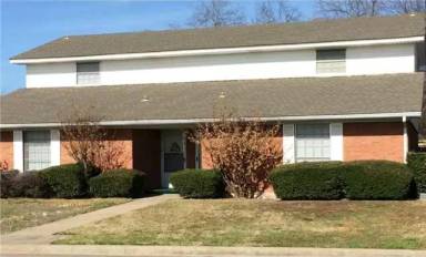 Main picture of 3304 Stanford St