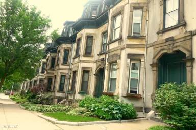 Main picture of 46 Cedar St