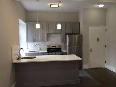 Main picture of 1575 President St