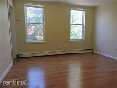 Main picture of 241 Columbia St