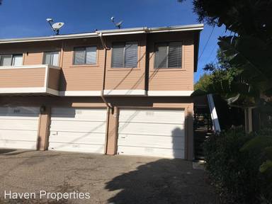 Main picture of 955 Pepper St